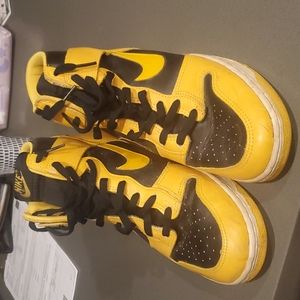 Vintage 1985 Nike Dunk High 'Iowa'